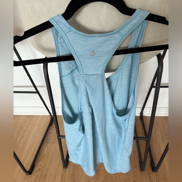 Lululemon athletica active tank, size 8 - Picture 4 of 4